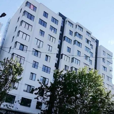 Arina Apartaments Chişinău Extérieur photo