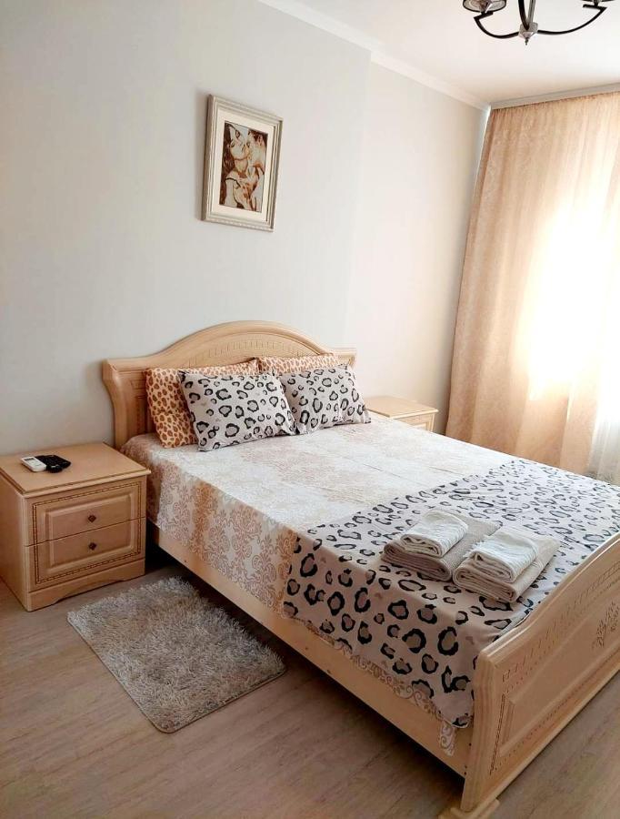 Arina Apartaments Chişinău Extérieur photo